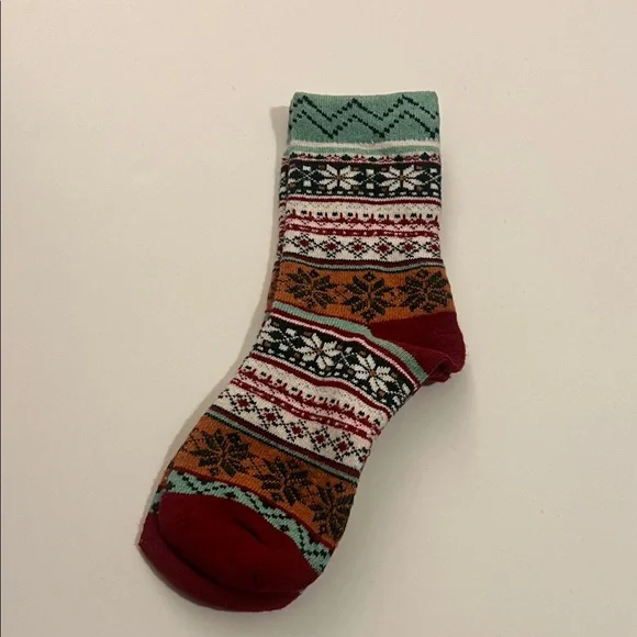 Colorful Patterned Women’s Holiday Socks Set (5 pair) - Picture 6 of 6